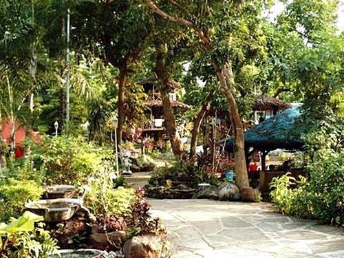 Dona Jovita Garden Resort Calamba  Eksteriør billede